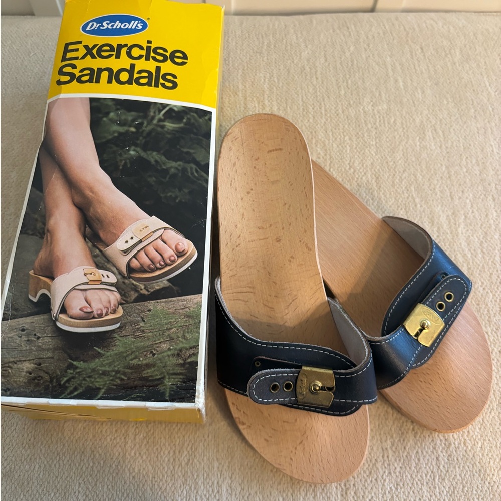 New with box, size 8 - Dr. Scholl's Navy Slide Sandals. Made in Austria.